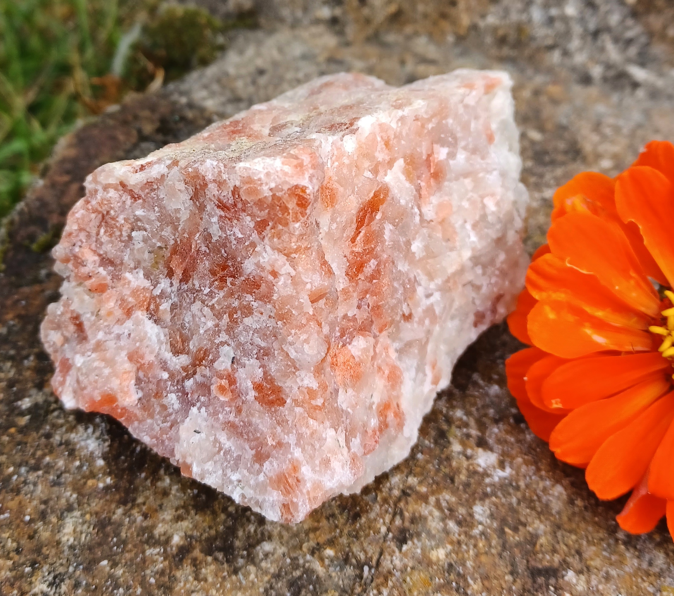 Sluneční kámen 520g