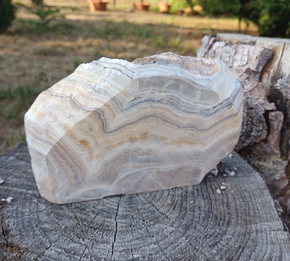 Aragonit těžítko 1500g