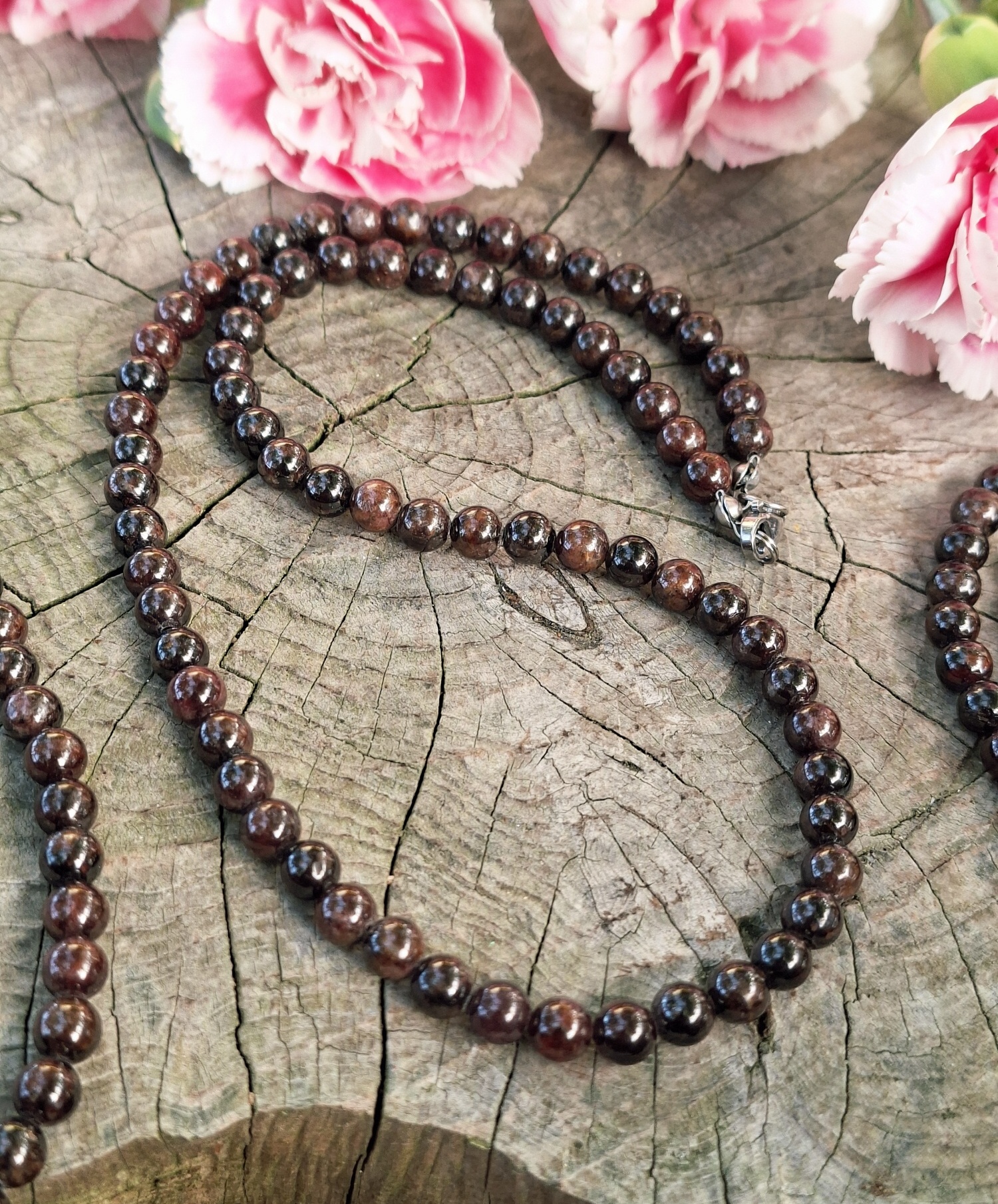 Granát almandin náhrdelník 