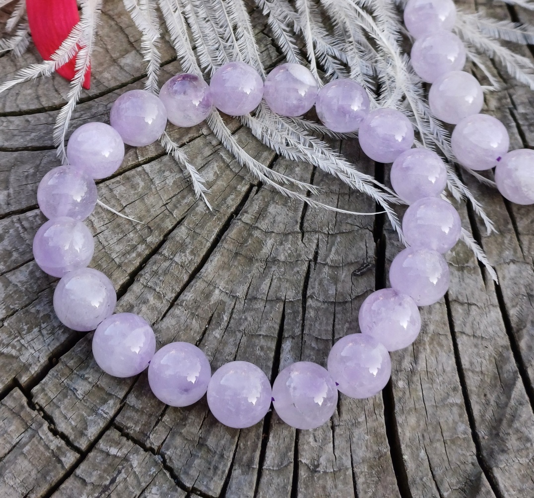 Ametyst levandulový náramek 