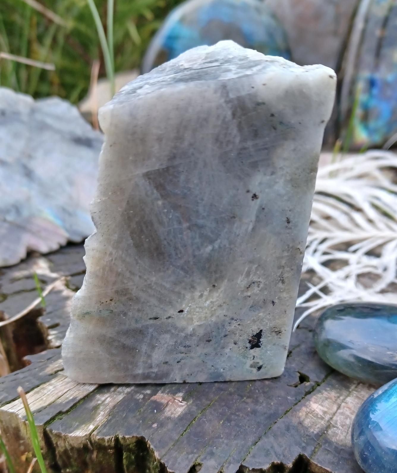 Bílý labradorit řez 110g