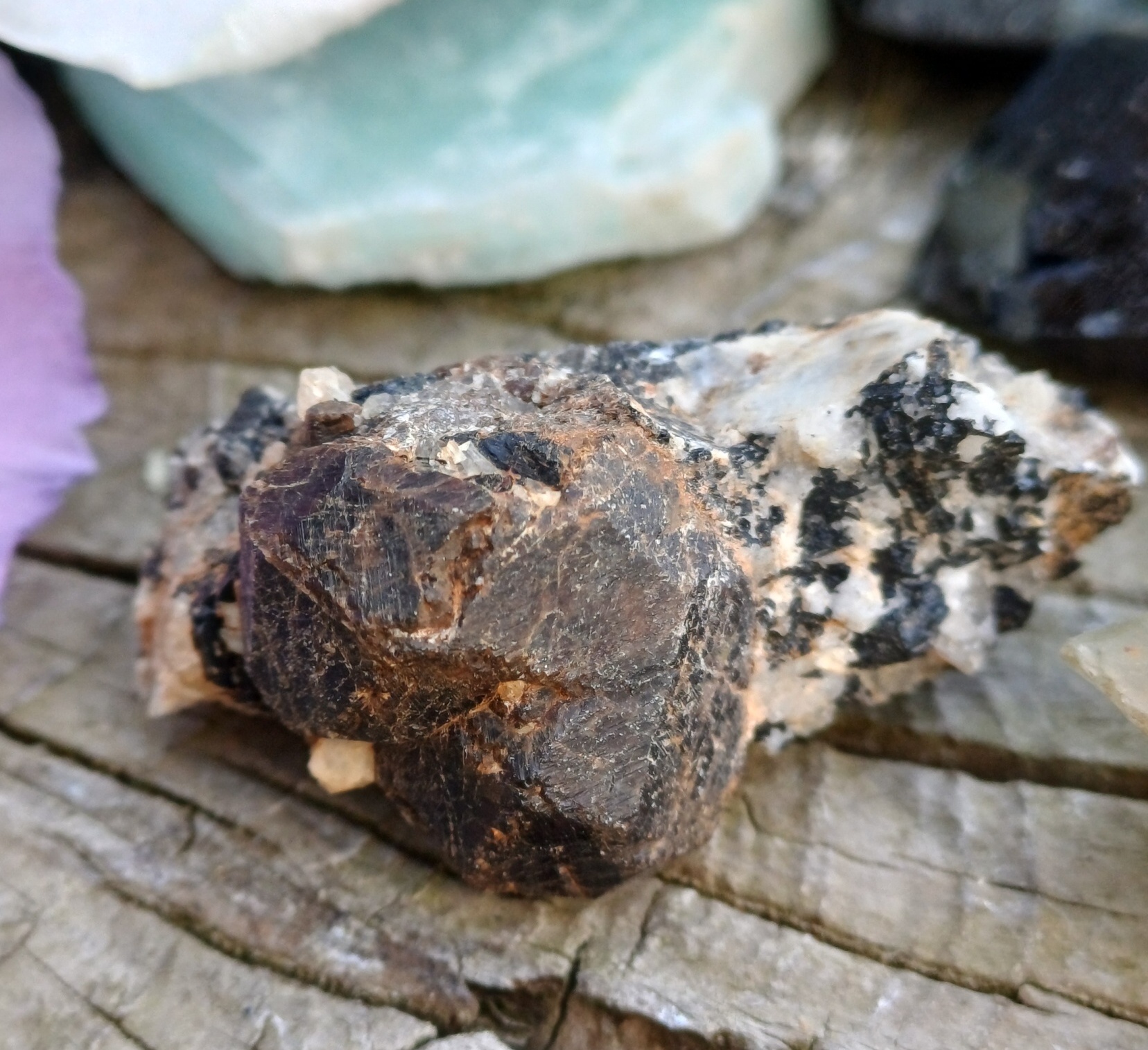 Granát spessartin Madagaskar 19g
