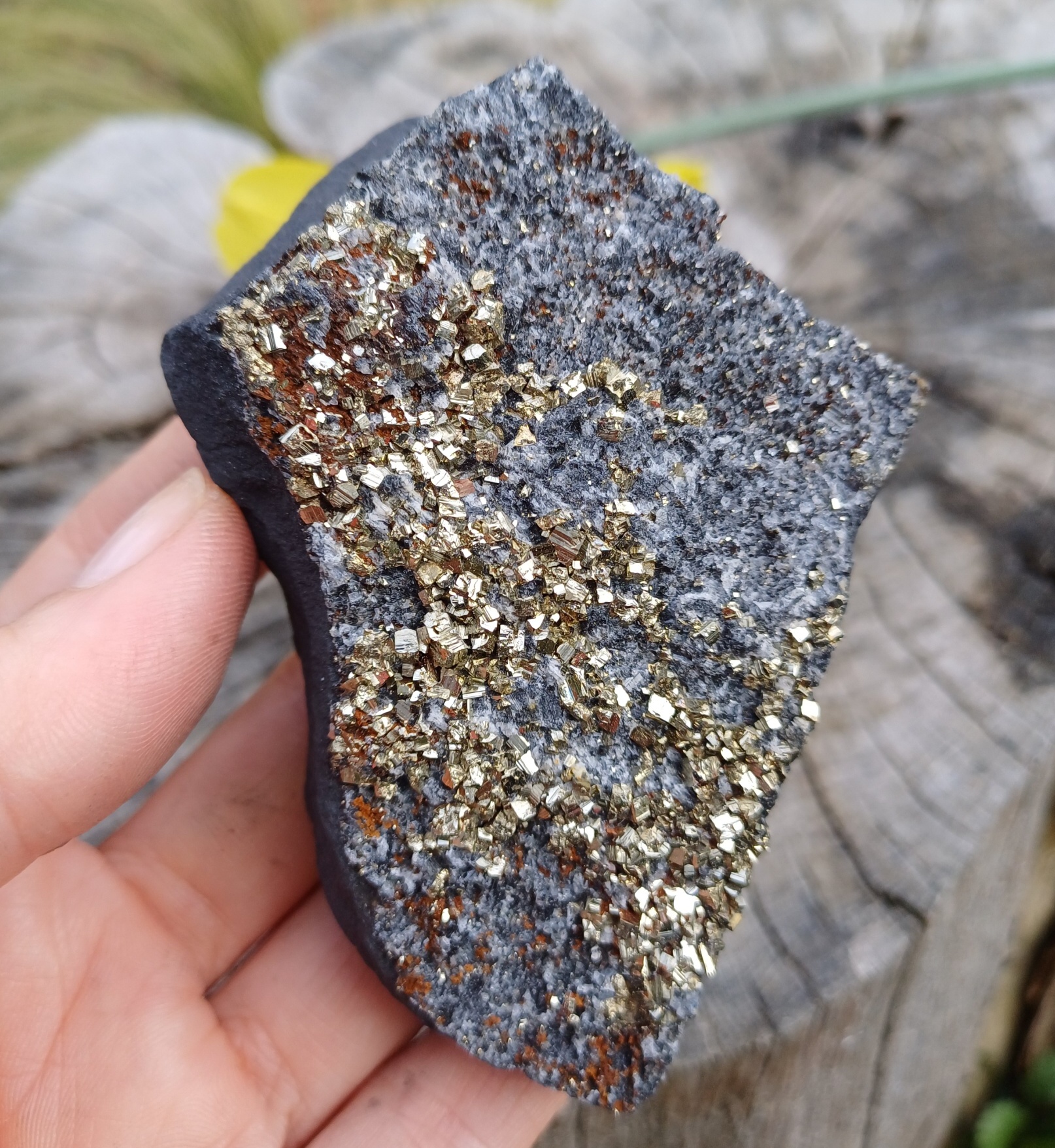 Pyrit na uhlí 150g