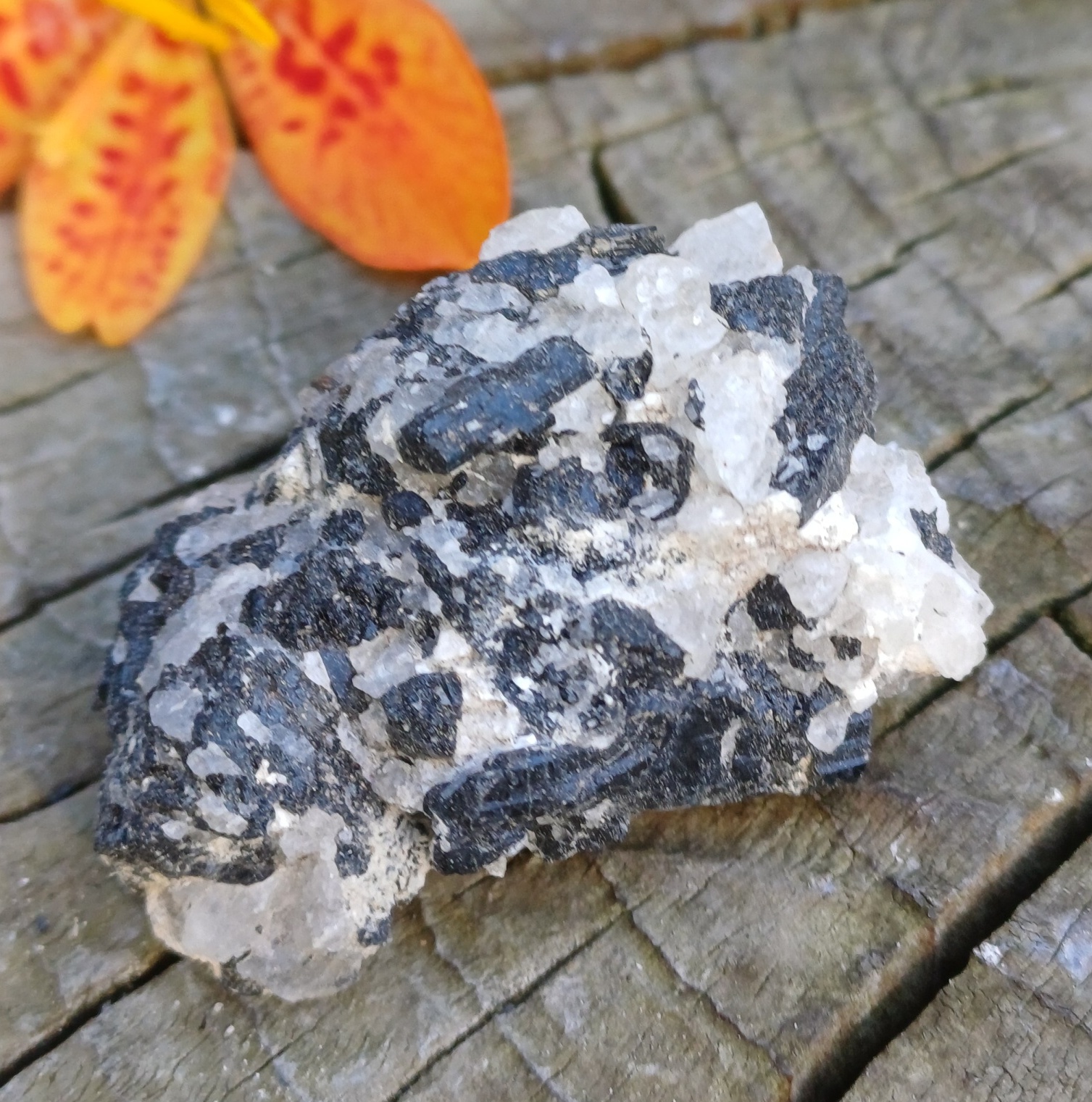 Turmalín skoryl Madagaskar 11g