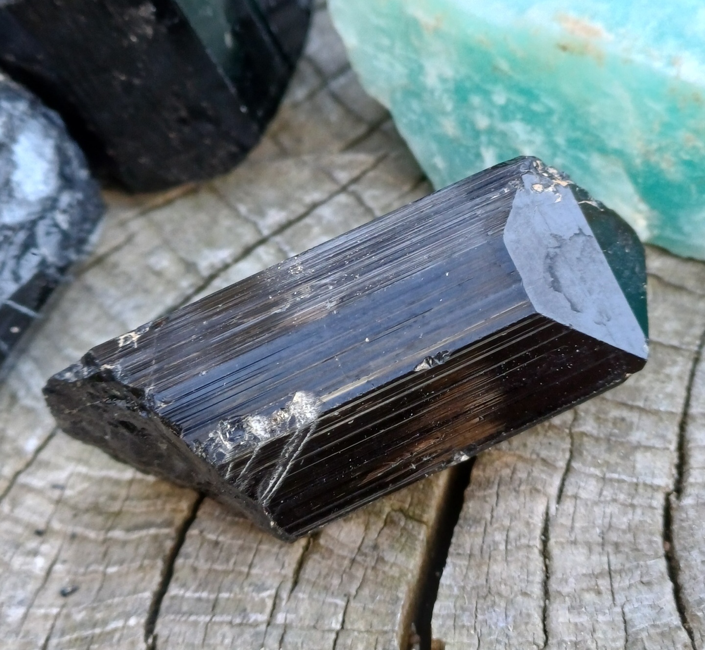 Turmalín skoryl Madagaskar 14g