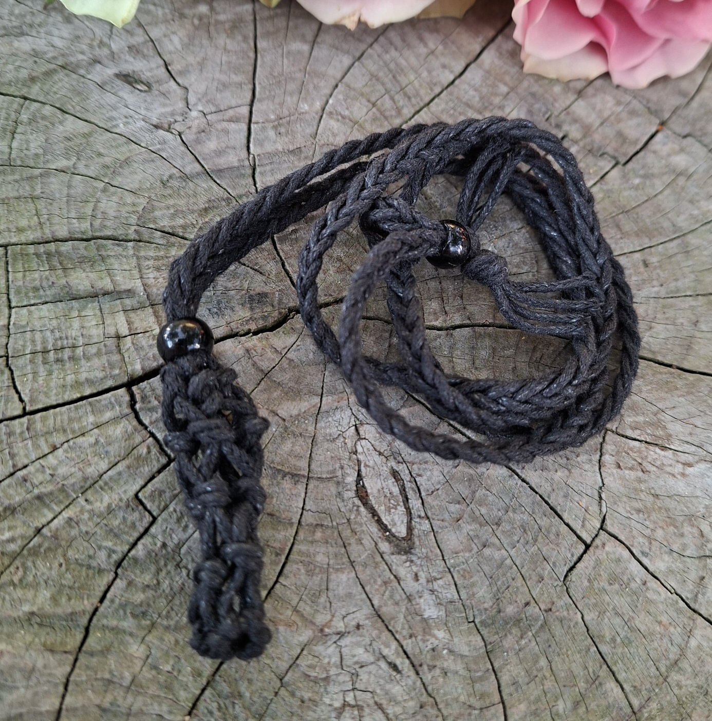 Bavlněná macramé šňůrka na minerál černá