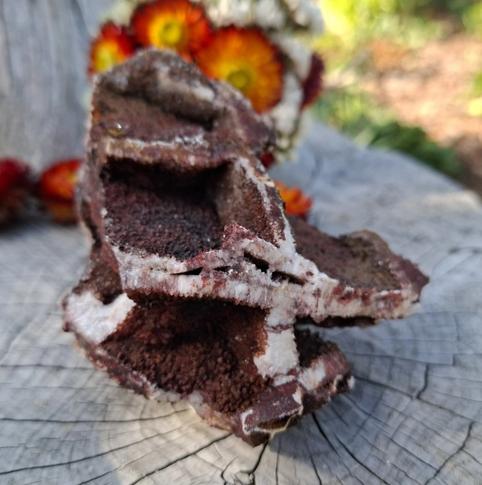Křemen s oxidy železa červenohnědý Sklené Teplice 285g