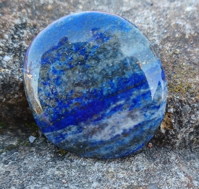 Lapis lazuli hmatka 32g