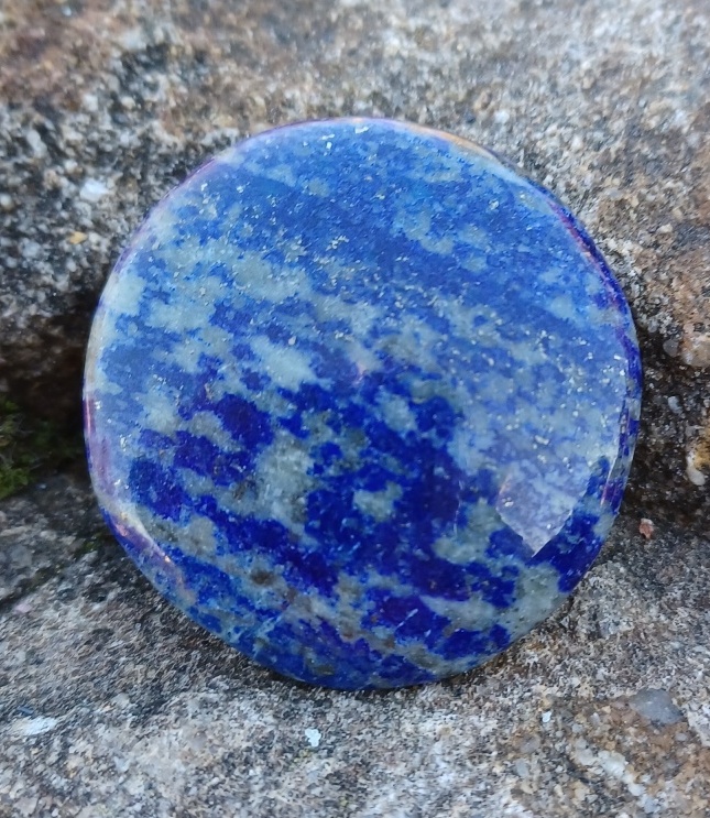 Lapis lazuli hmatka 27g
