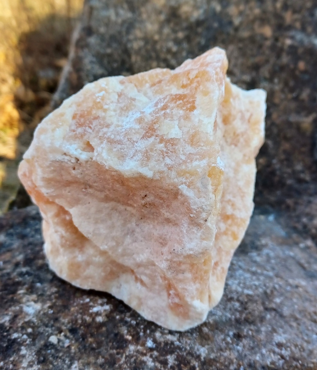 Kalcit medový 1400g