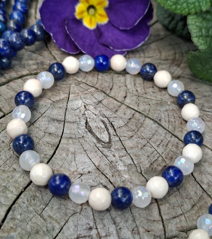 Lapis lazuli, achát aura, korál náramek