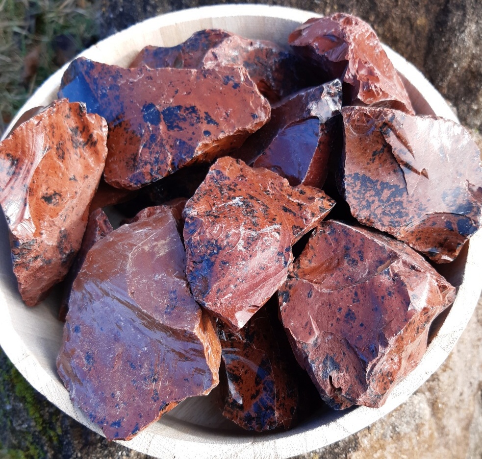 Obsidián mahagonový frakce 5 - 10 cm