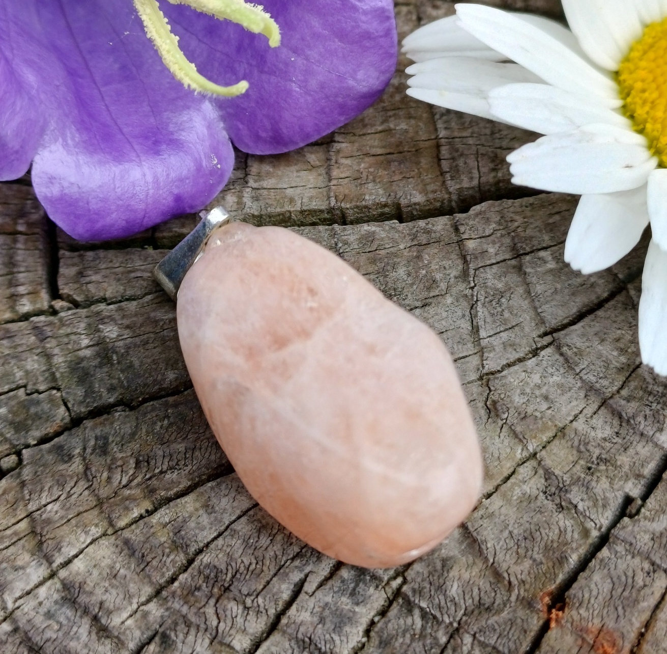 Morganit přívěsek