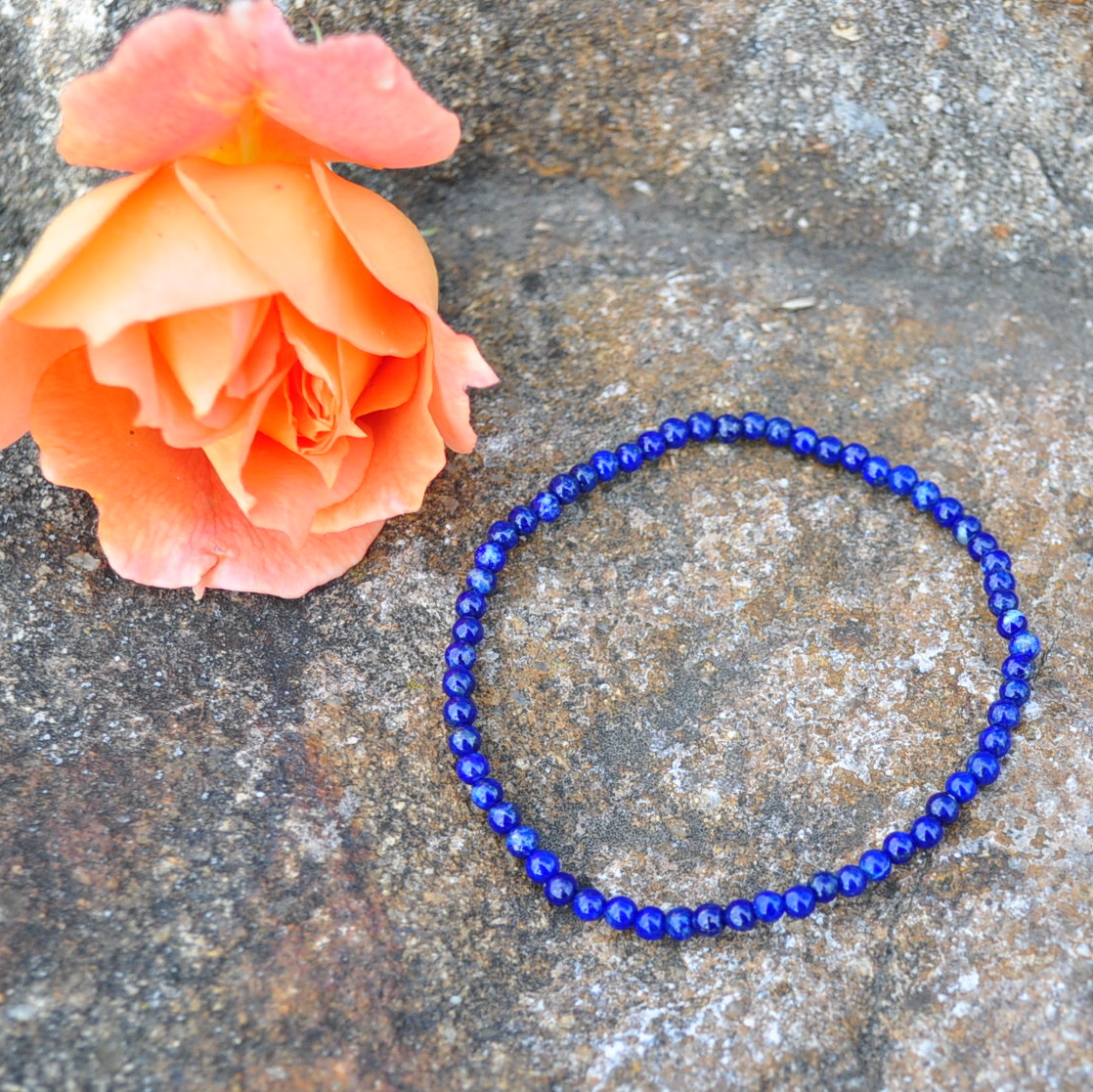 Lapis lazuli náramek