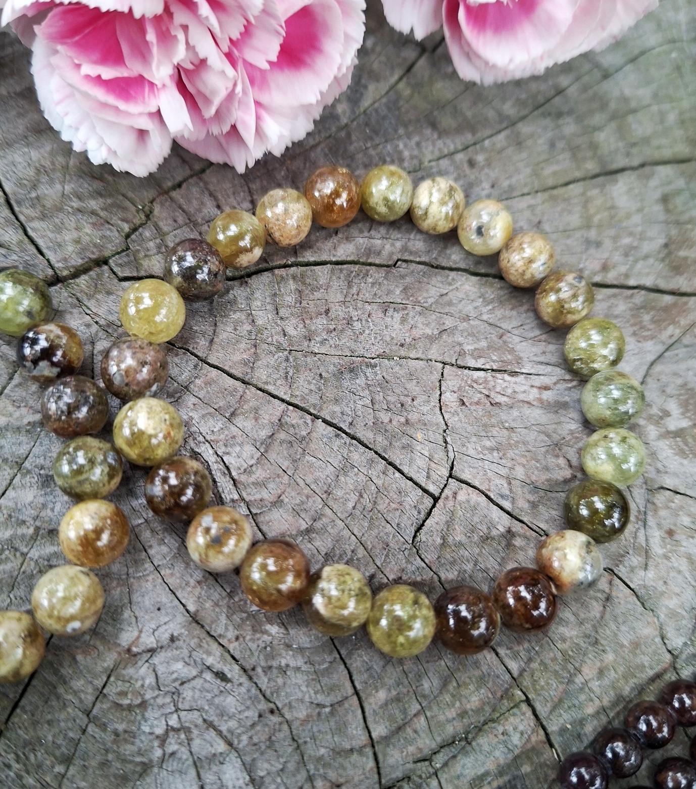 Granát zelený náramek