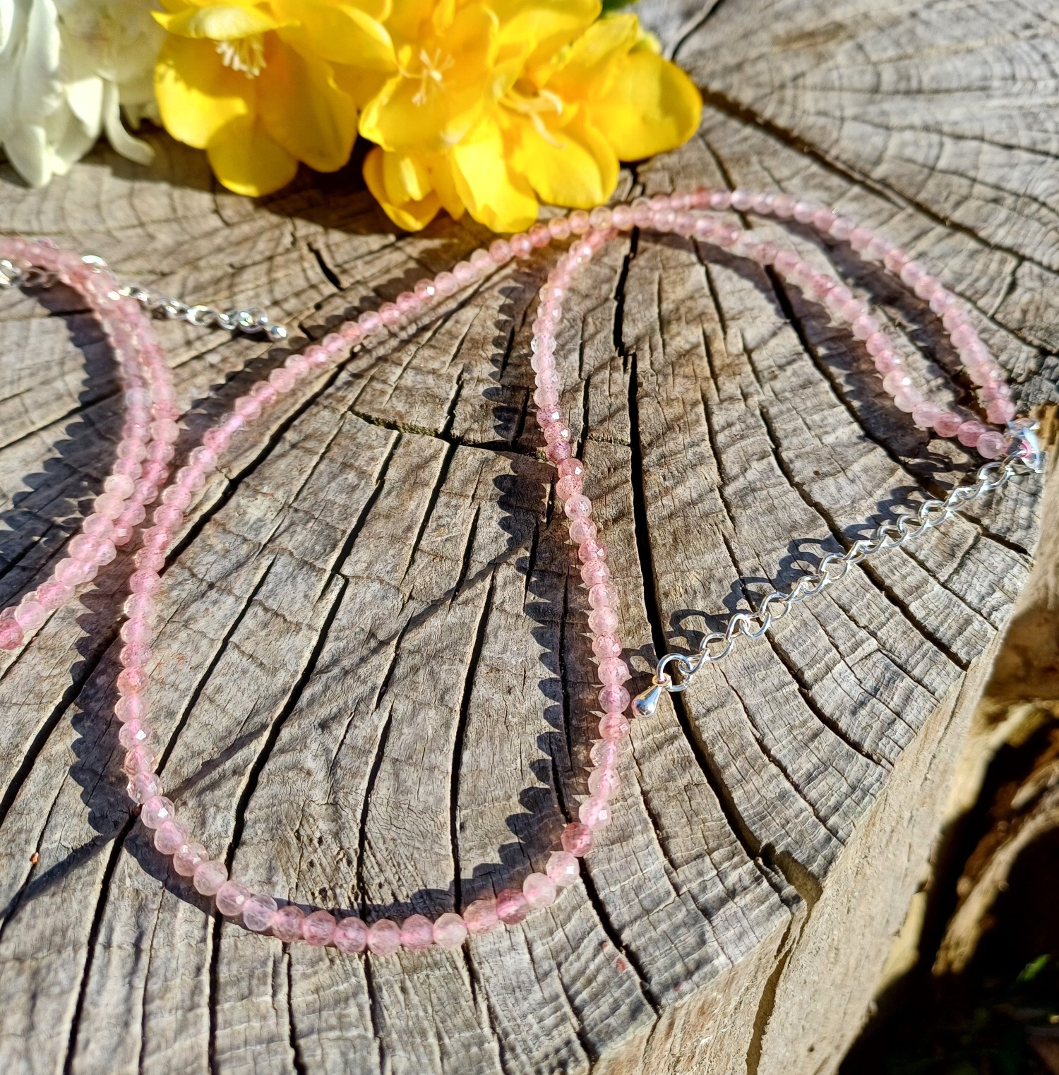 Jahodový křemen jemný náhrdelník