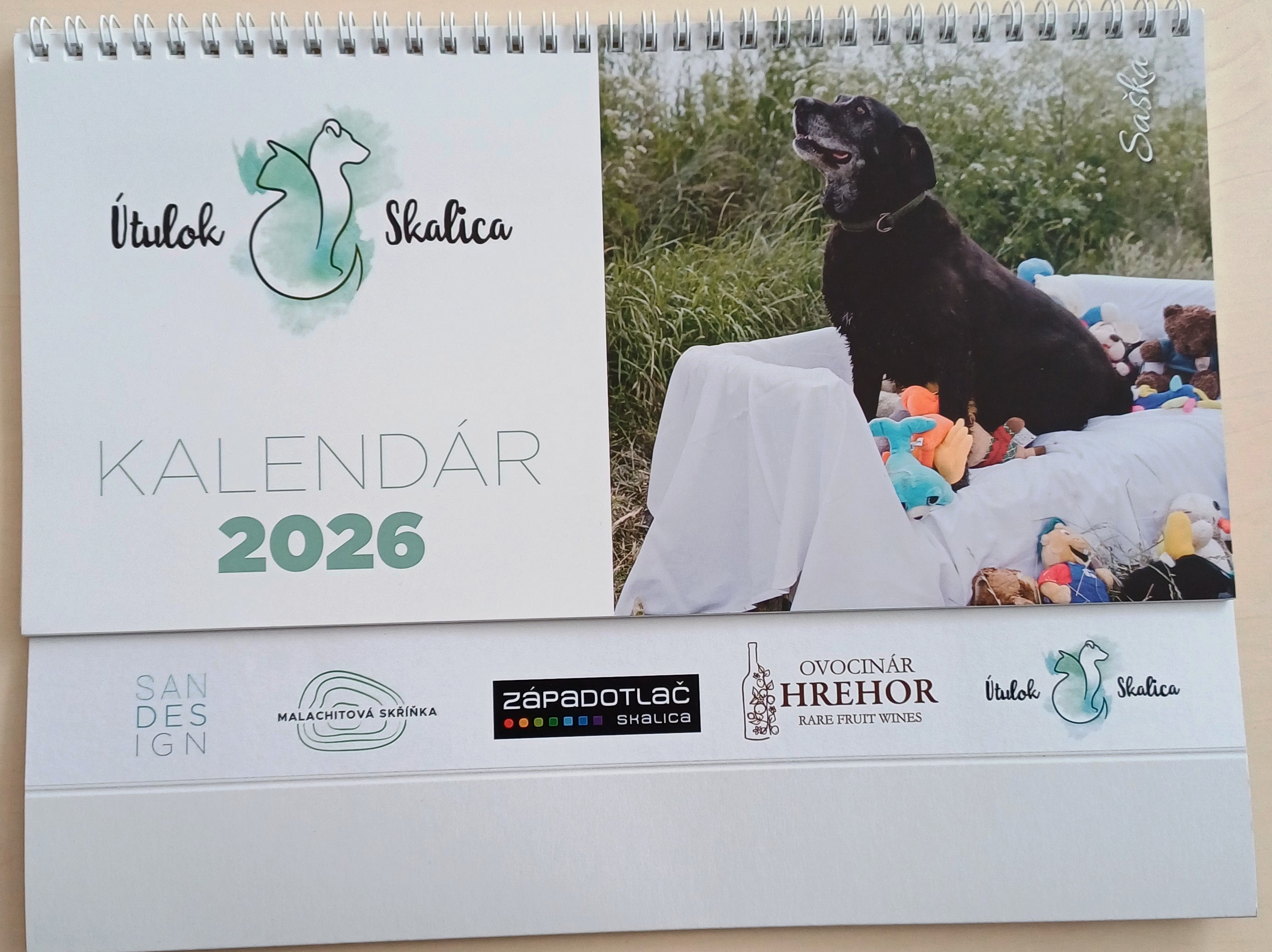 Kalendář pro útulek stolní 2026