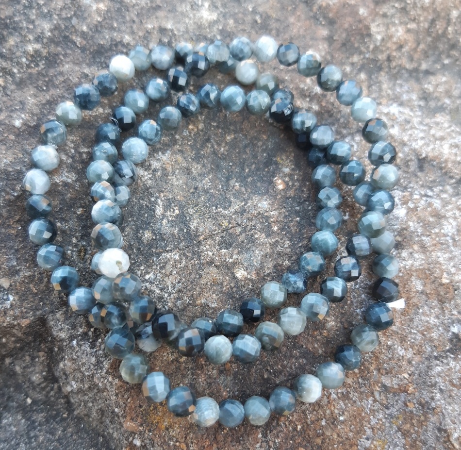 Tygří oko šedé (orlí oko) náramek 