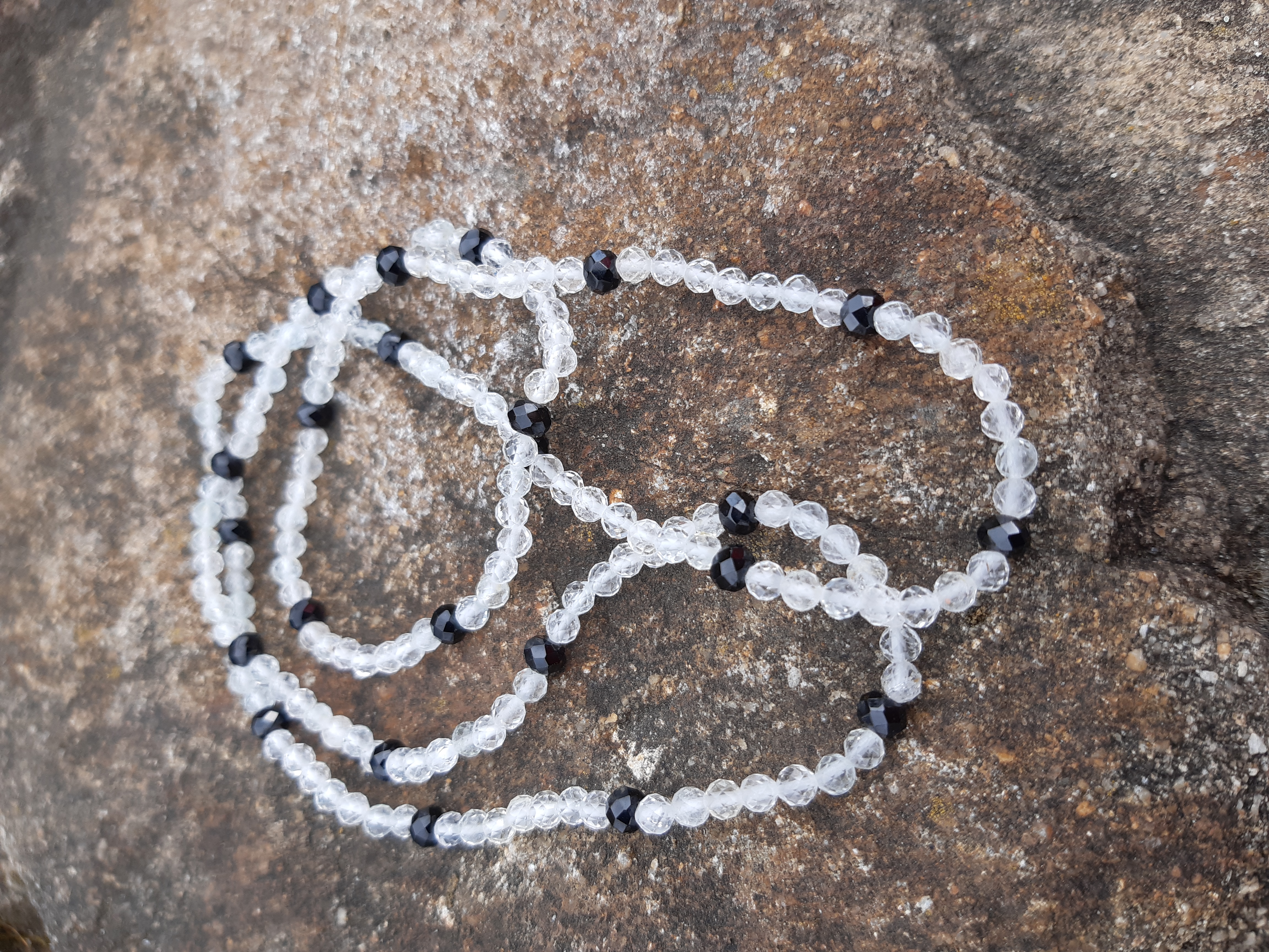 Topaz se spinely náhrdelník 65 cm