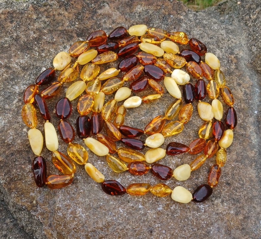 Jantar extra dlouhý náhrdelník 150cm