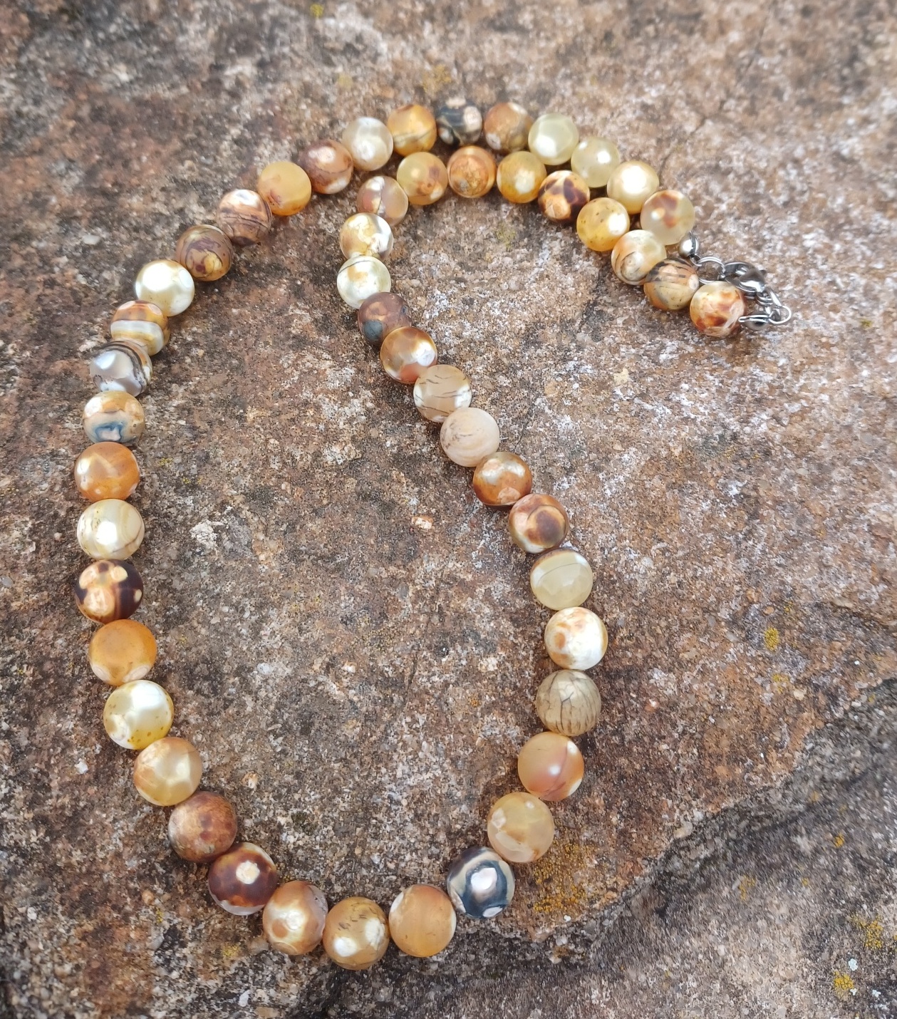 Achát ohnivý náhrdelník