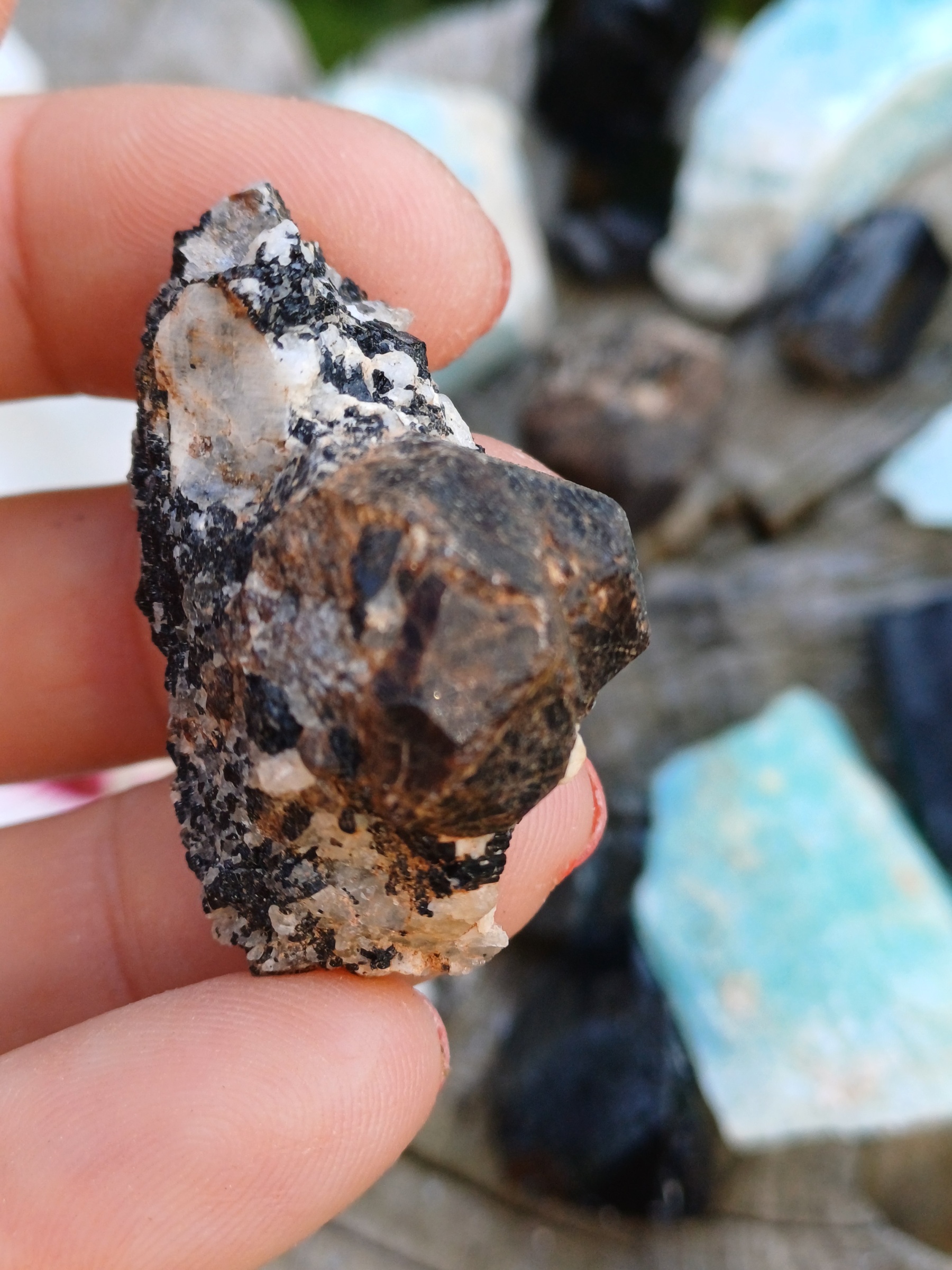 Granát spessartin Madagaskar 19g