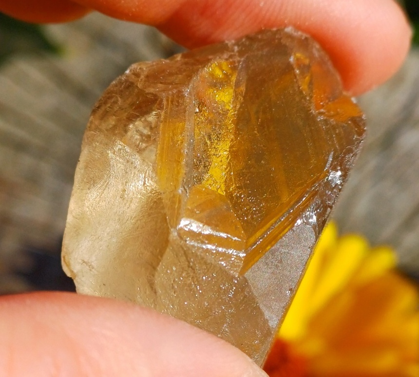 Citrín natur 21g