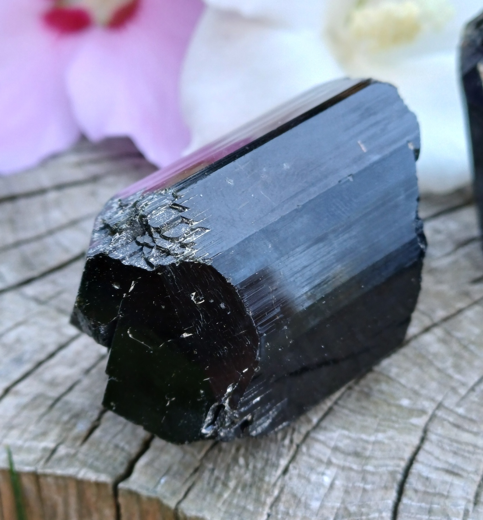 Turmalín skoryl Madagaskar 89g