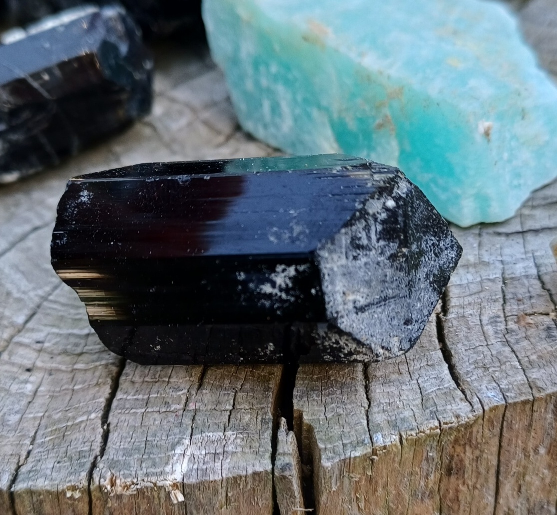 Turmalín skoryl Madagaskar 19g