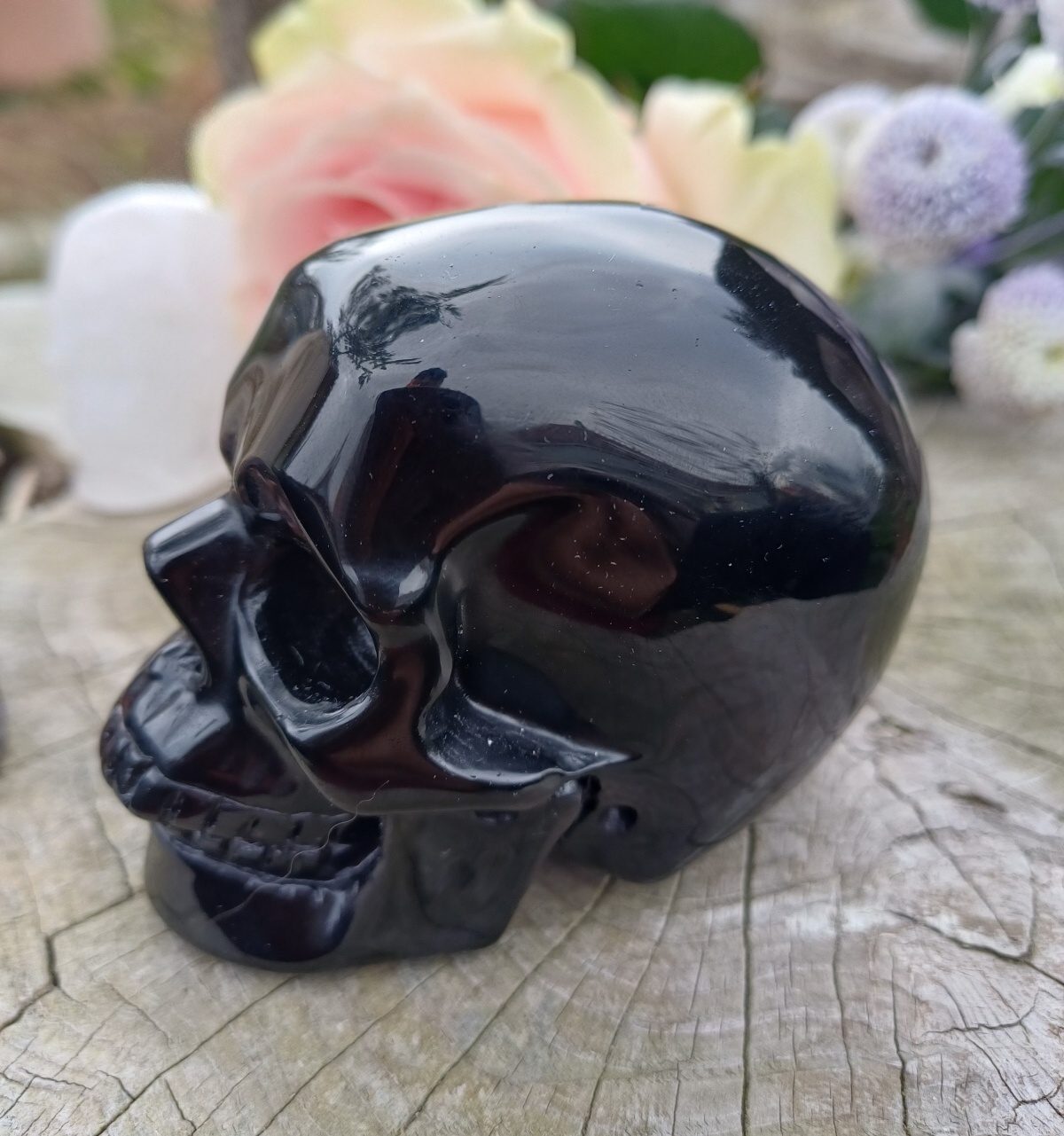 Lebka černý obsidián 275g