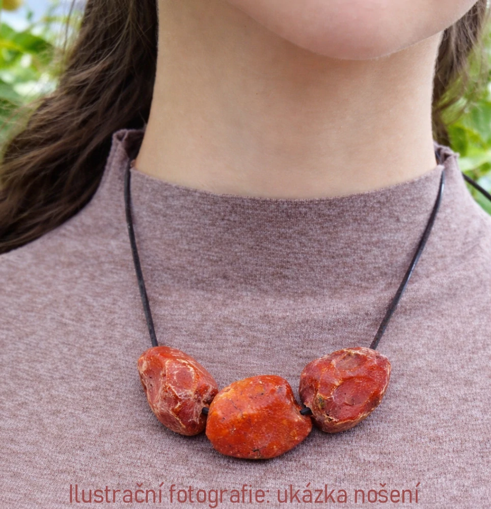 Karneol náhrdelník ze surových kamenů