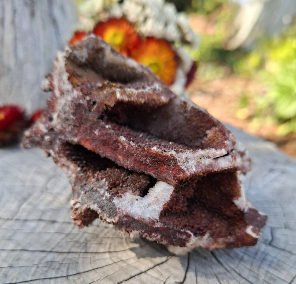 Křemen s oxidy železa červenohnědý Sklené Teplice 285g