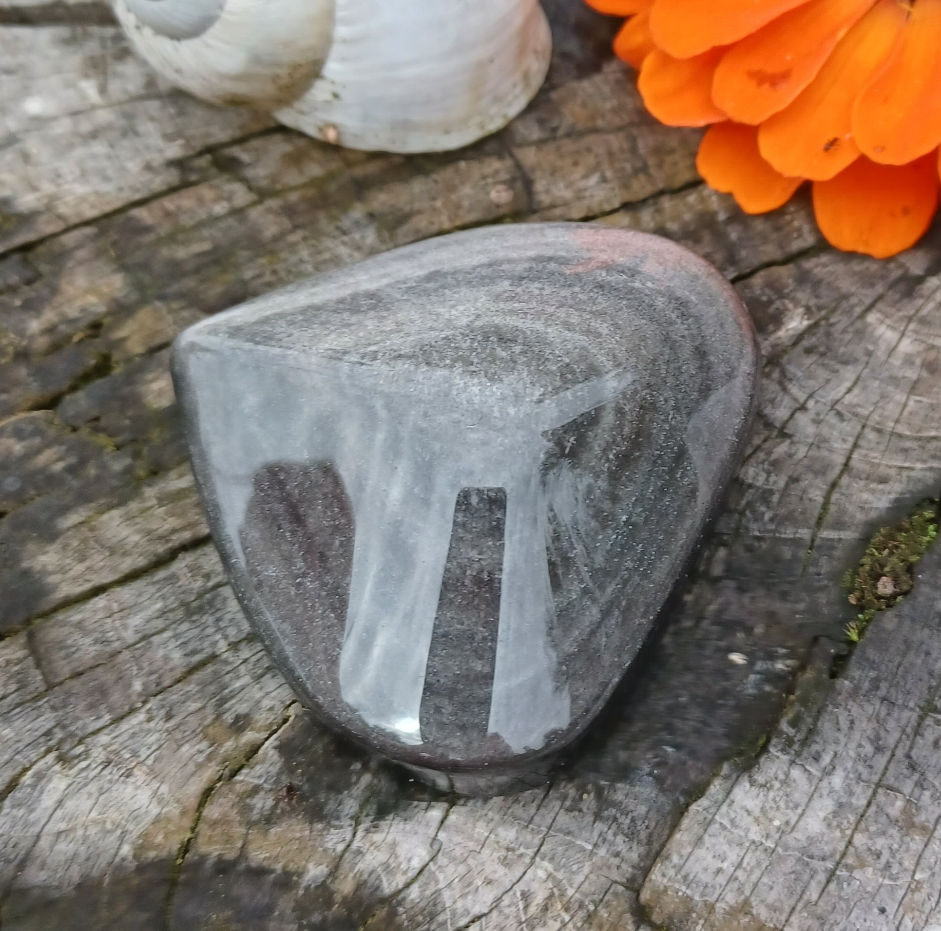 Obsidián stříbrný srdce 65g