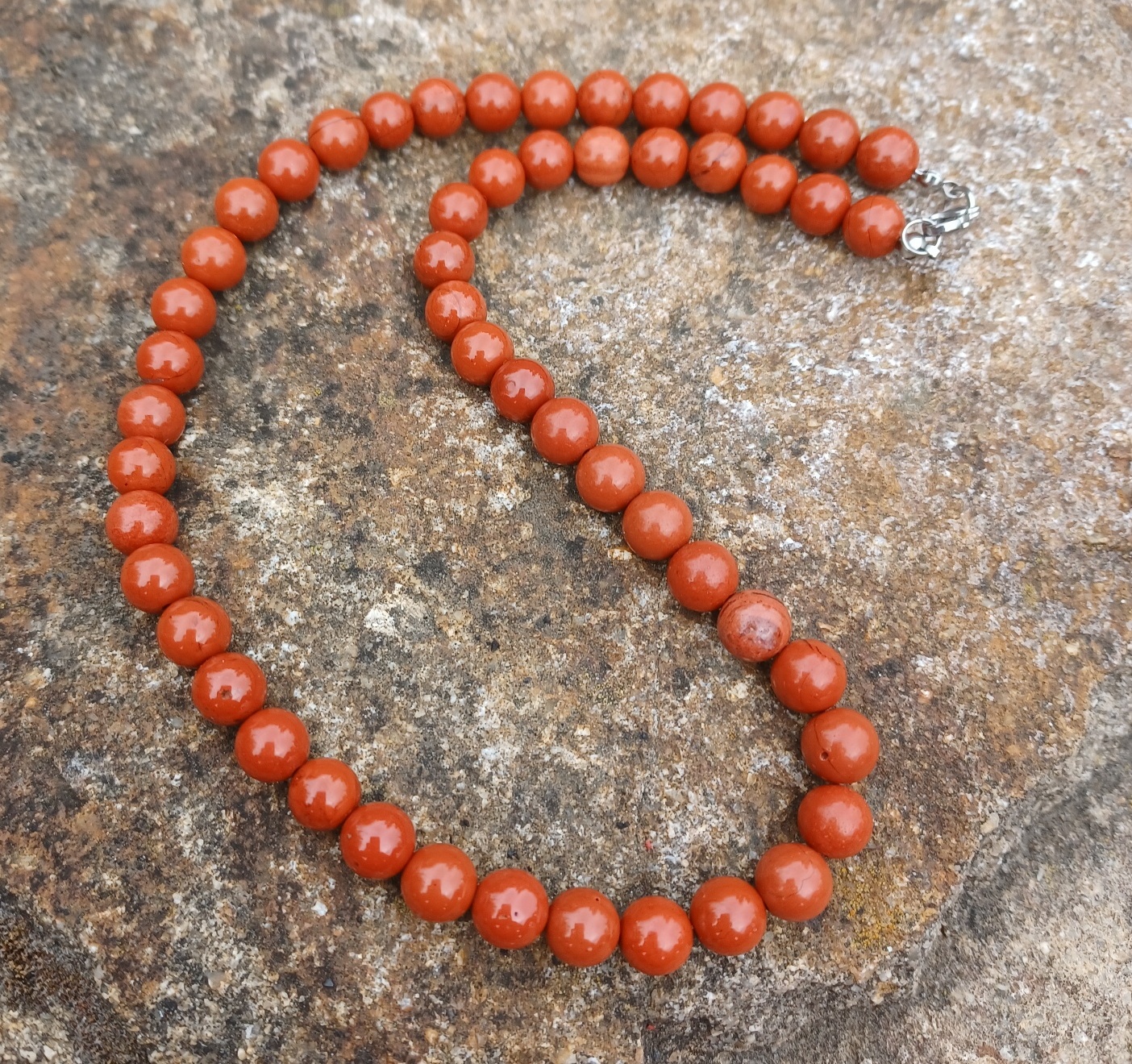 Jaspis červený náhrdelník