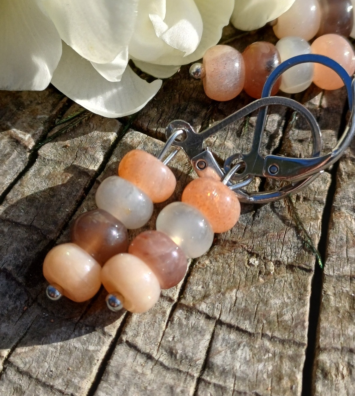 Měsíční kámen náušnice