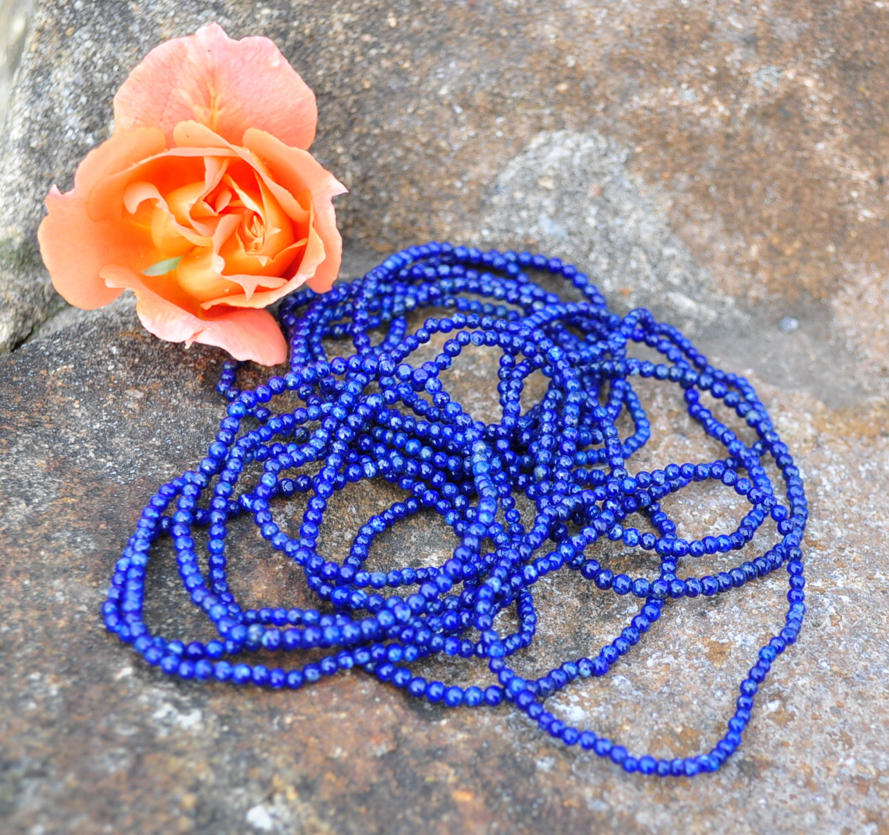 Lapis lazuli náramek