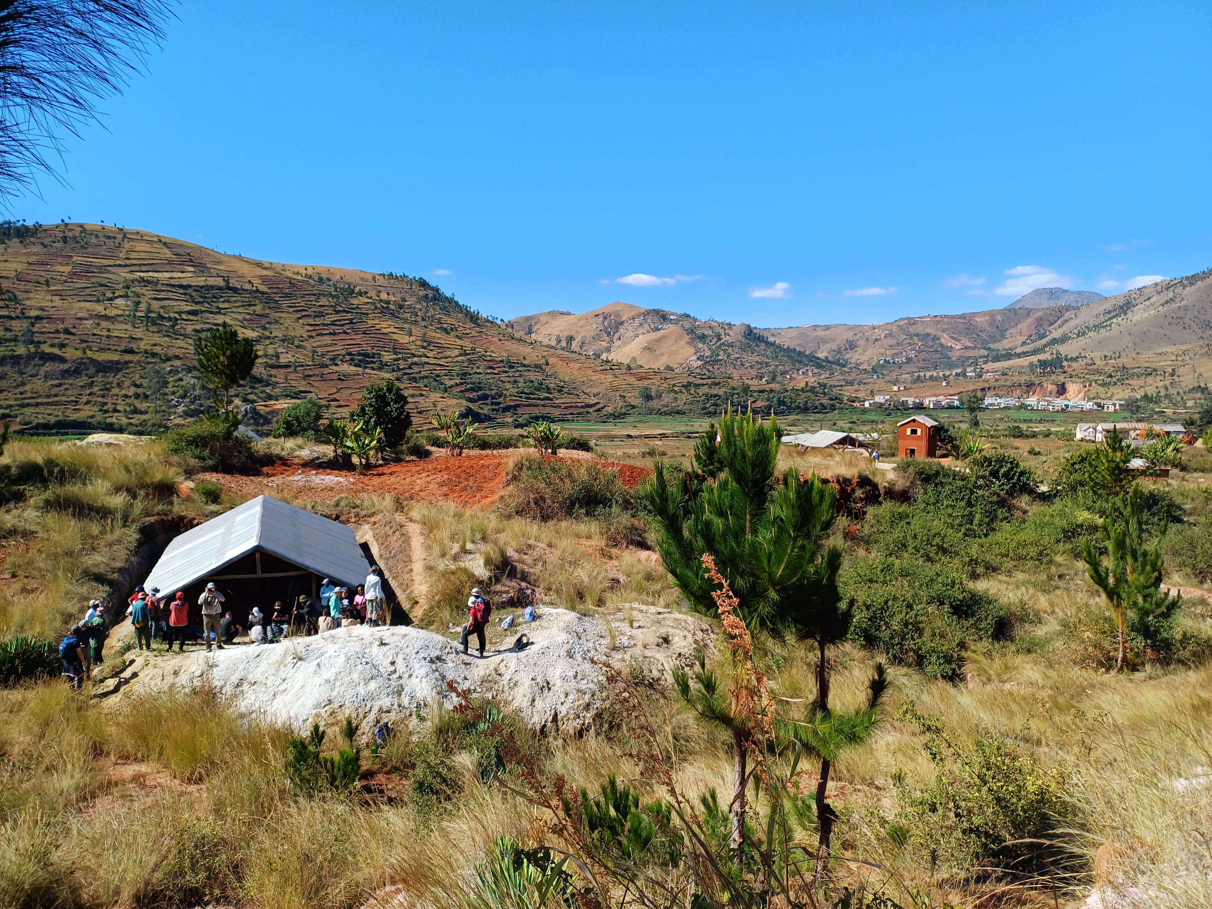 Turmalín skoryl Madagaskar 85g