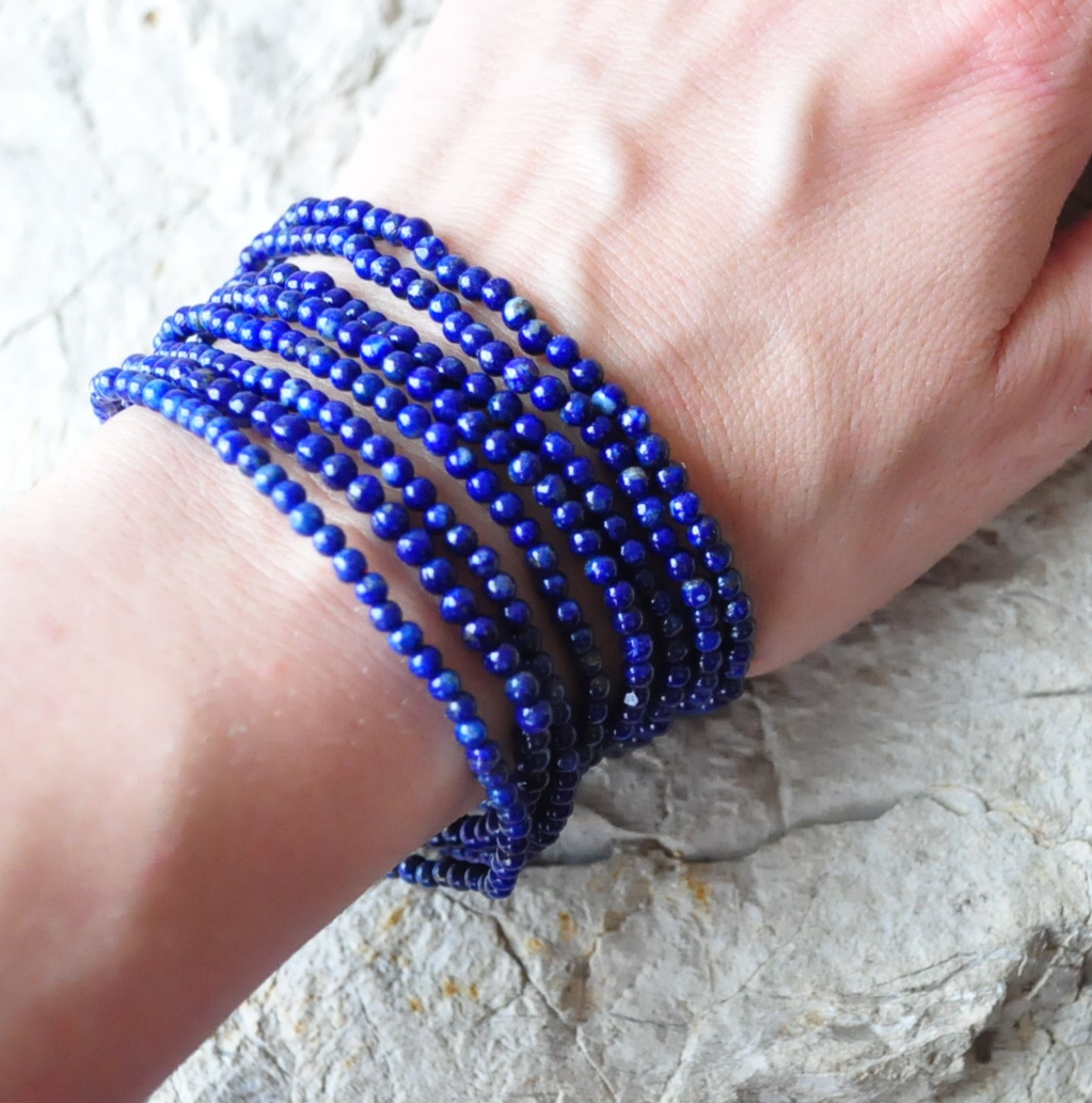 Lapis lazuli náramek