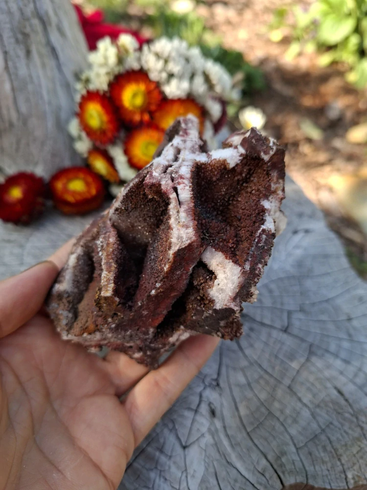 Křemen s oxidy železa červenohnědý Sklené Teplice 285g