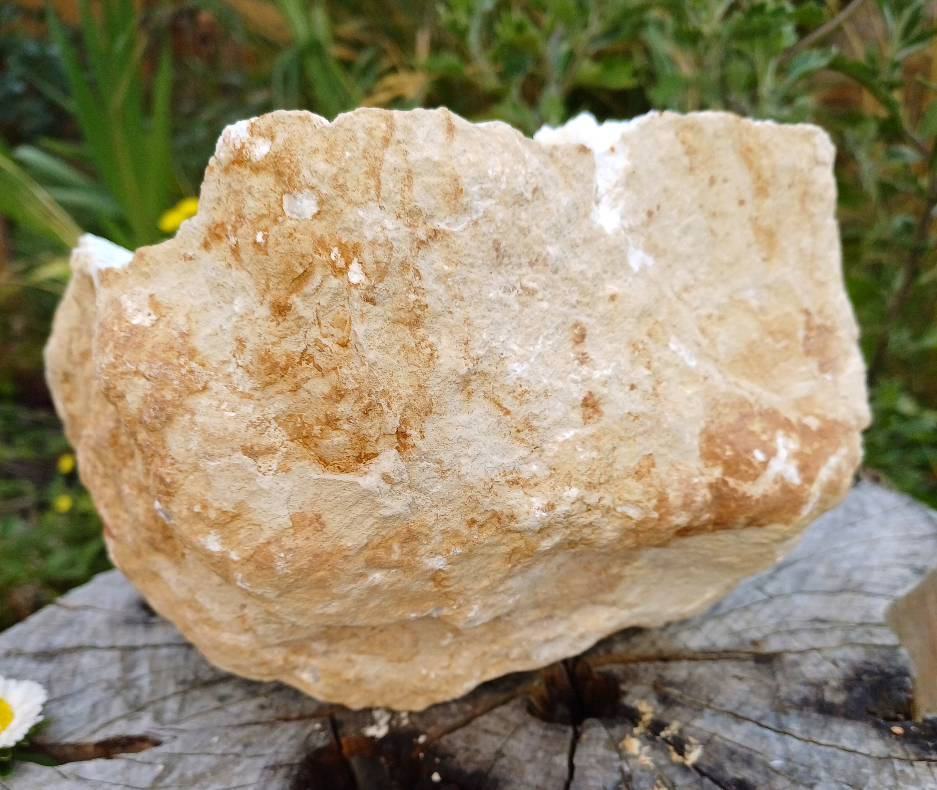  Křišťál geoda 3,39 kg