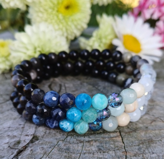 Obsidián zlatý náramek s modrými kameny