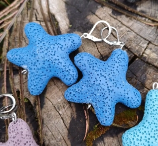 Láva tmavě modrá náušnice