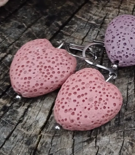 Láva růžová srdíčka náušnice