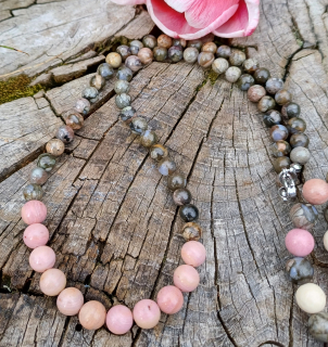 Liberit modrý s růžovým křemenem náhrdelník
