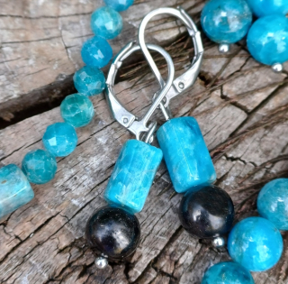 Gagát, apatit náušnice