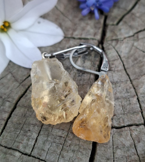 Citrín náušnice ze surových kamenů