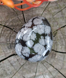 Obsidián sněhová vločka vrtaný valounek