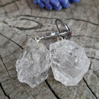 Křišťál náušnice ze surových kamenů