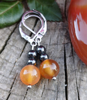 Karneol, hematit náušnice