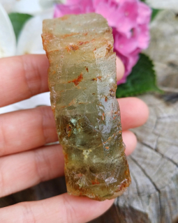 Beryl zlatý heliodor 100g Madagaskar